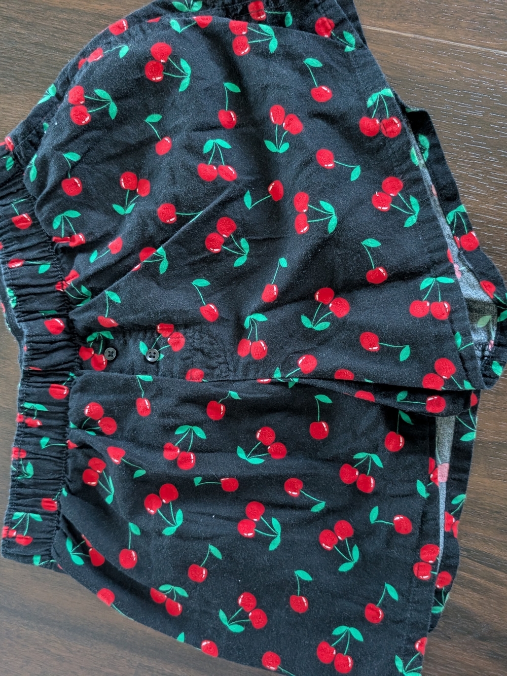 colsie Cherry Print Elastic Waist Shorts - Black/Red